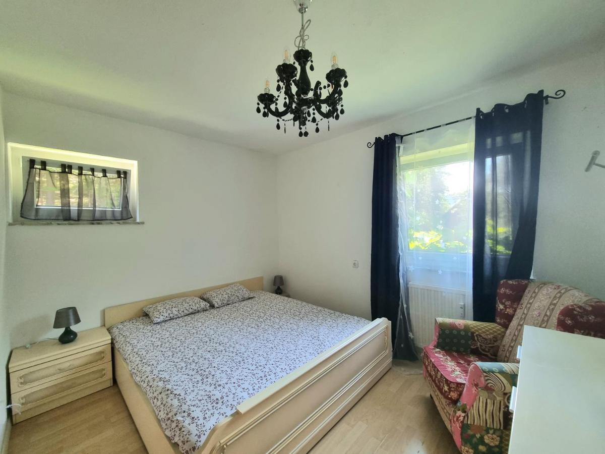 Lovely Spacious Apartment-80M2-Old Style-Tourist Area Rauth Eksteriør billede